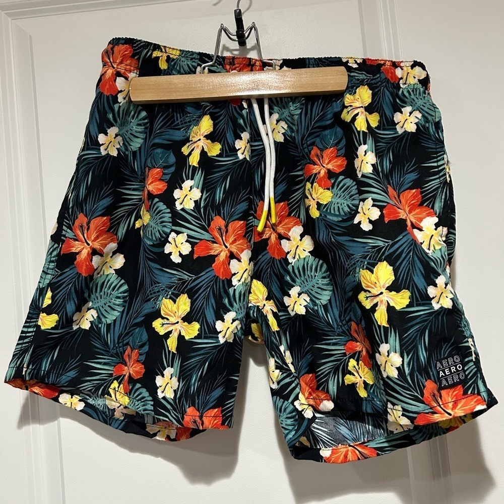 Men’s NWT swim trucks
